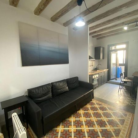 برشلونة Spacious Modern Apartment In The Vibrant El Raval المظهر الخارجي الصورة